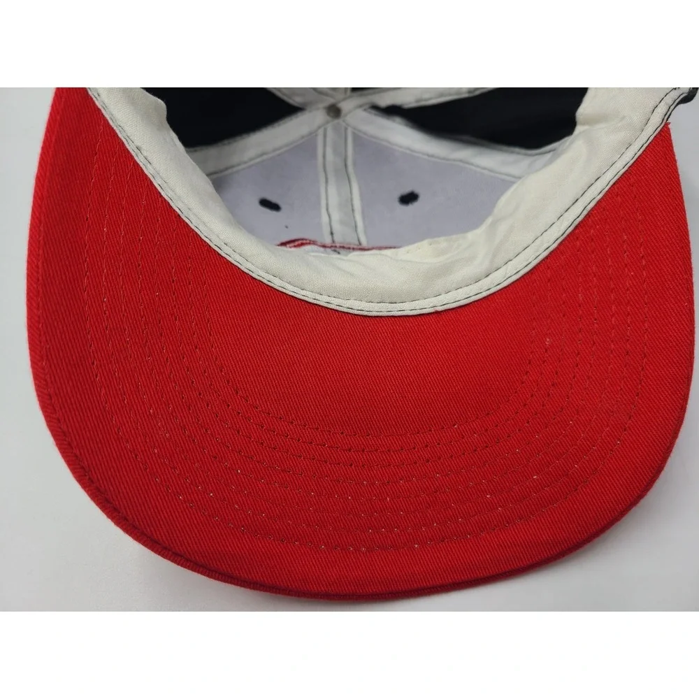 N/A hat seems